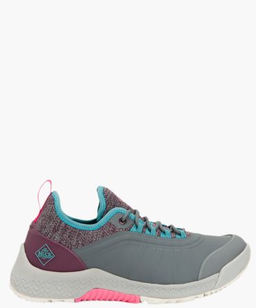 Women's Outscape Lace Up Shoe